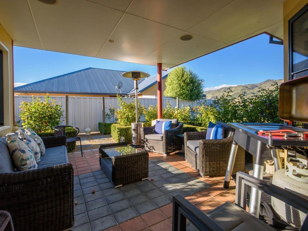 Kawarau Bay View - Cromwell Holiday Home Zewnętrze zdjęcie